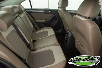Volkswagen Jetta 1.4 TSI Automaat Clima Navi Leder Highline picture 22