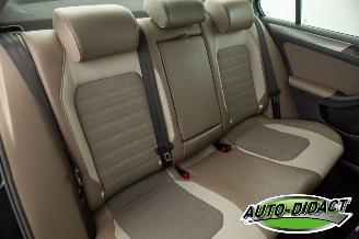Volkswagen Jetta 1.4 TSI Automaat Clima Navi Leder Highline picture 21