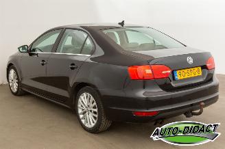 Volkswagen Jetta 1.4 TSI Automaat Clima Navi Leder Highline picture 3
