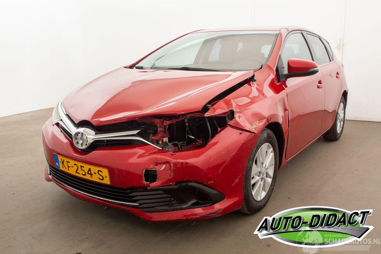 Toyota Auris 1.4D Aspiration Clima