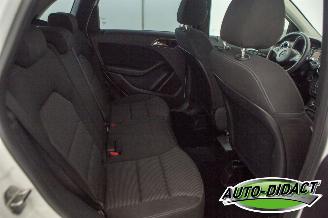 Mercedes B-klasse B220 Automaat Airco Navi picture 19