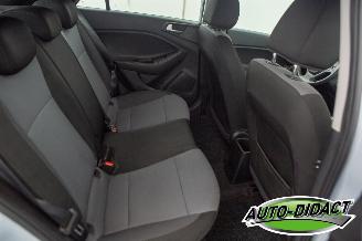 Hyundai I-20 1.0 Active 100.477 km Airco picture 22