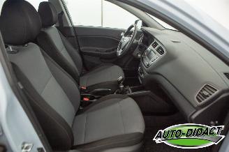 Hyundai I-20 1.0 Active 100.477 km Airco picture 20