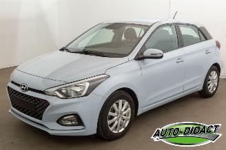 Auto incidentate Hyundai I-20 1.0 Active 100.477 km Airco 2020/1