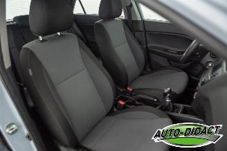 Hyundai I-20 1.0 Active 100.477 km Airco picture 19