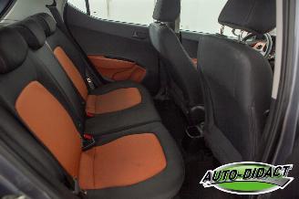 Hyundai I-10 1.0 Automaat Airco picture 19