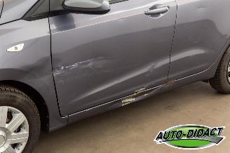Hyundai I-10 1.0 Automaat Airco picture 25