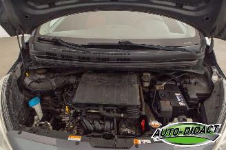 Hyundai I-10 1.0 Automaat Airco picture 32