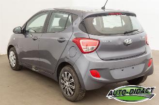 Hyundai I-10 1.0 Automaat Airco picture 3