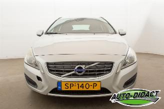 Volvo V-60 1.6 D2 Kinetic Clima Navi picture 37