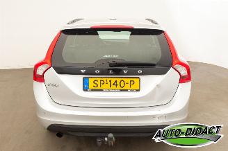 Volvo V-60 1.6 D2 Kinetic Clima Navi picture 38