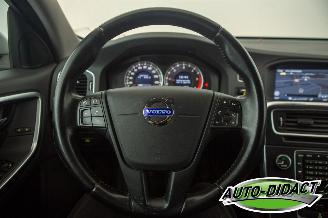 Volvo V-60 1.6 D2 Kinetic Clima Navi picture 5