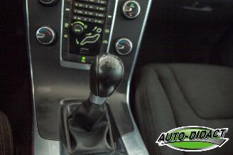 Volvo V-60 1.6 D2 Kinetic Clima Navi picture 10