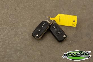 Volkswagen Golf 1.6 TDI Automaat Clima Camera picture 28