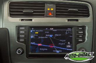 Volkswagen Golf 1.0 TSI Automaat Clima Navi Camera Connected Series picture 7