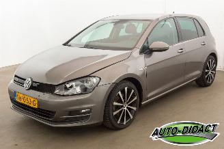škoda osobní automobily Volkswagen Golf 1.0 TSI Automaat Clima Navi Camera Connected Series 2017/1