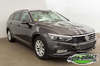 Volkswagen Passat 1.6 TDI Automaat Clima Navi Camera picture 2