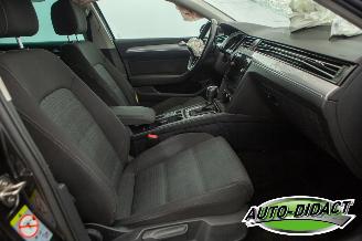 Volkswagen Passat 1.6 TDI Automaat Clima Navi Camera picture 22