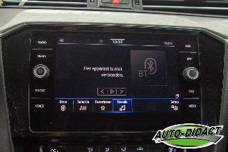Volkswagen Passat 1.6 TDI Automaat Clima Navi Camera picture 9