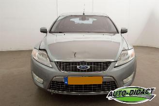 Ford Mondeo 2.0-16V Limited Clima Navi picture 30