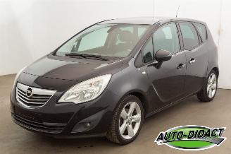 damaged passenger cars Opel Meriva 1.4 Cosmo Clima 127.518 km 2011/8