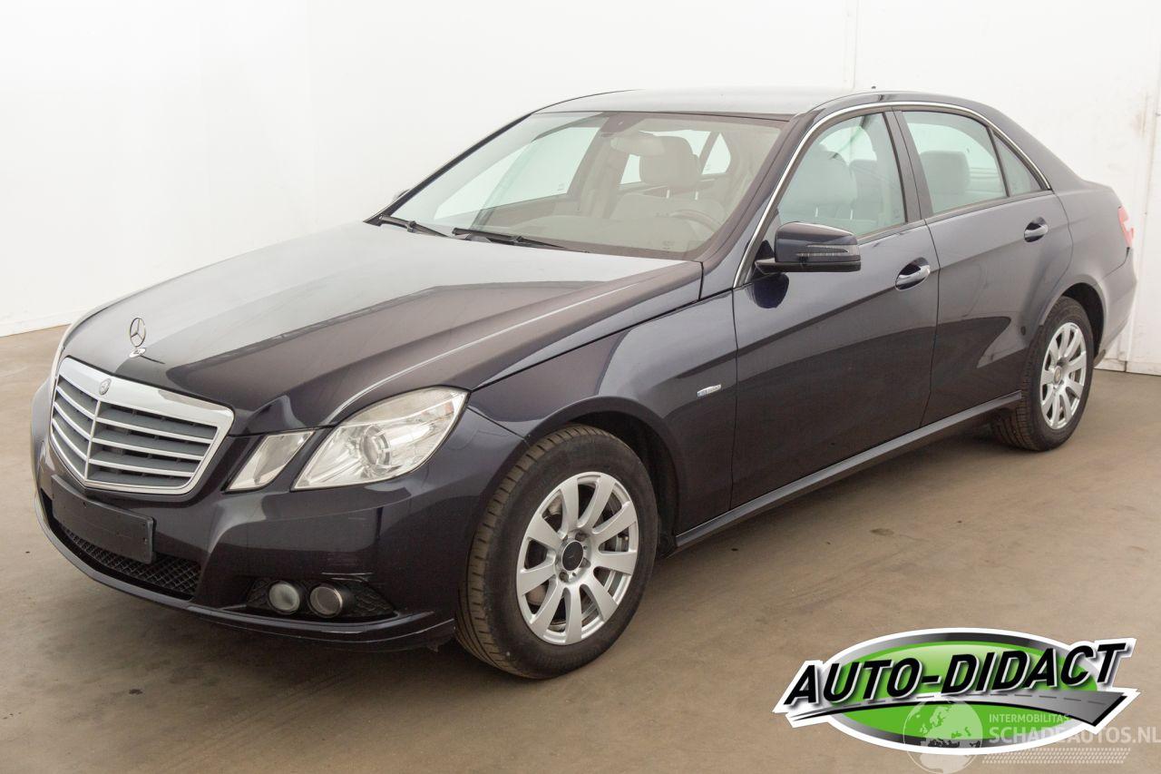 Mercedes E-klasse E200 CDI Clima Navi Carpas BlueEFFICIENCY