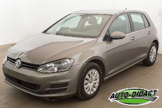 Damaged car Volkswagen Golf 1.6 TDI Clima Navi 2014/10