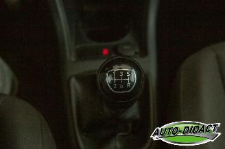 Volkswagen Up! 1.0 Airco picture 8