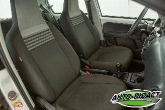 Volkswagen Up! 1.0 Airco picture 14