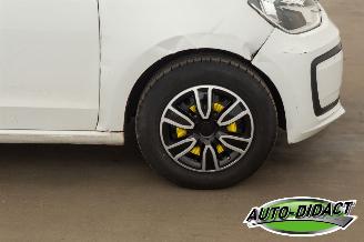 Volkswagen Up! 1.0 Airco picture 31