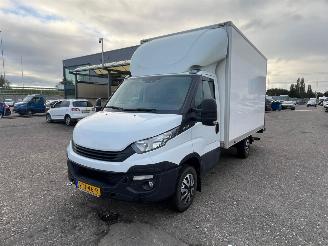 damaged commercial vehicles Iveco Daily 2.3 375 35S14 Clima Laadklep 2017/11