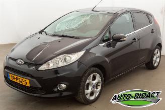 Vaurioauto  passenger cars Ford Fiesta 1.25 Airco Titanium 2011/3