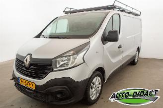 uszkodzony samochody ciężarowe Renault Trafic 1.6 dCi Airco T29 L2H1 Comfort 2016/6