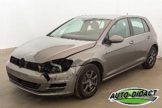  Volkswagen Golf 1.2 TSI Clima Navi 2015/10