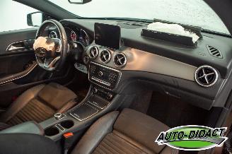 Mercedes Cla-klasse 180 Automaat Clima Navi Camera picture 17