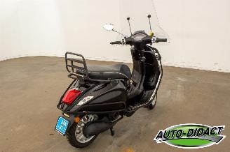 Vespa  Sprint picture 3