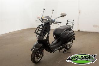 danneggiata scooter Vespa  Sprint 2015/4