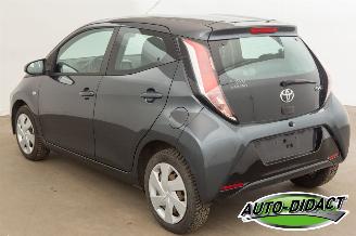 Toyota Aygo 1.0 Airco Camera picture 3