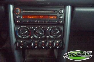 Mini Cabrio 1.6 One Airco picture 10