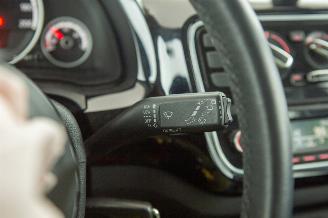 Volkswagen Up! 1.0 high up! 122.047 km Airco BlueMotion picture 11