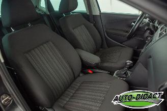 Volkswagen Polo 1.2 TSI Automaat Clima Navi picture 17