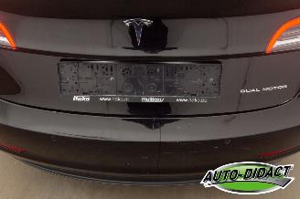 Tesla Model 3 Longe Range Dual AWD Pano picture 27