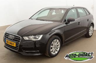 Voiture accidenté Audi A3 1.2 TFSI Airco Navi Attraction 2016/4