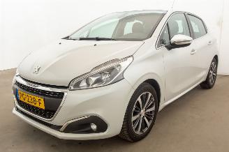 Auto incidentate Peugeot 208 1.2 PureTech Automaat 107.250 km Navi Clima Allure 2017/6