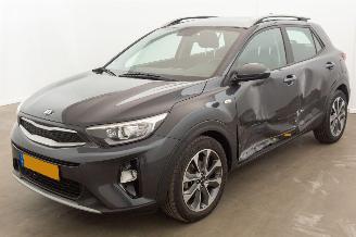 Schadeauto Kia Stonic 1.0 T-GDi Automaat 87.259 km Navi Camera DynamicLine 2020/4