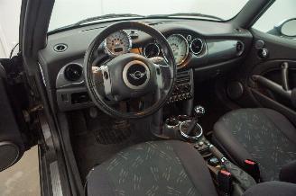 Mini One 1.6 Cabrio picture 25