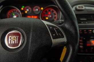 Fiat Punto 0.9 TwinAir Street Airco picture 14