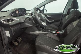 Peugeot 2008 1.2 PureTech 105.313 km Pano Airco Navi Blue Lion picture 26