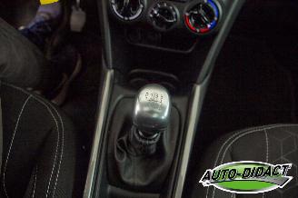 Peugeot 2008 1.2 PureTech 105.313 km Pano Airco Navi Blue Lion picture 12