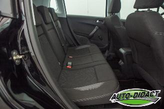 Peugeot 2008 1.2 PureTech 105.313 km Pano Airco Navi Blue Lion picture 24